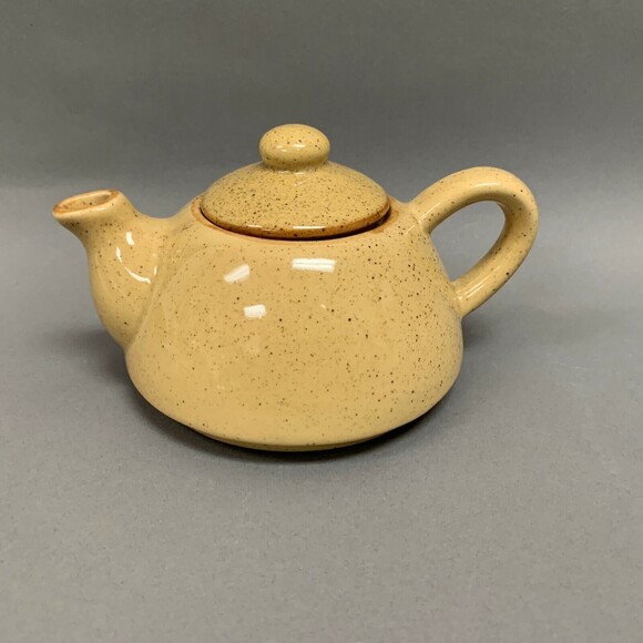 Pier 1 One Imports Stoneware Teapot Yellow Dishwasher Microwave Safe - Picture 1 of 10